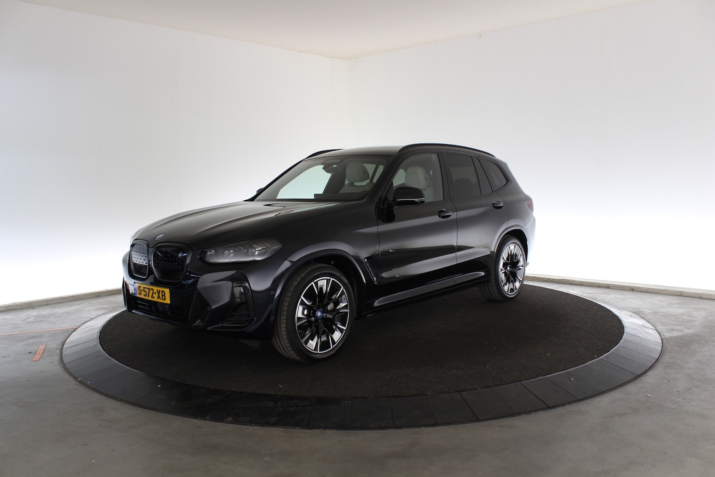 BMW iX3 - iX3 High Executive iX3 high Executive - AutoWereld.nl