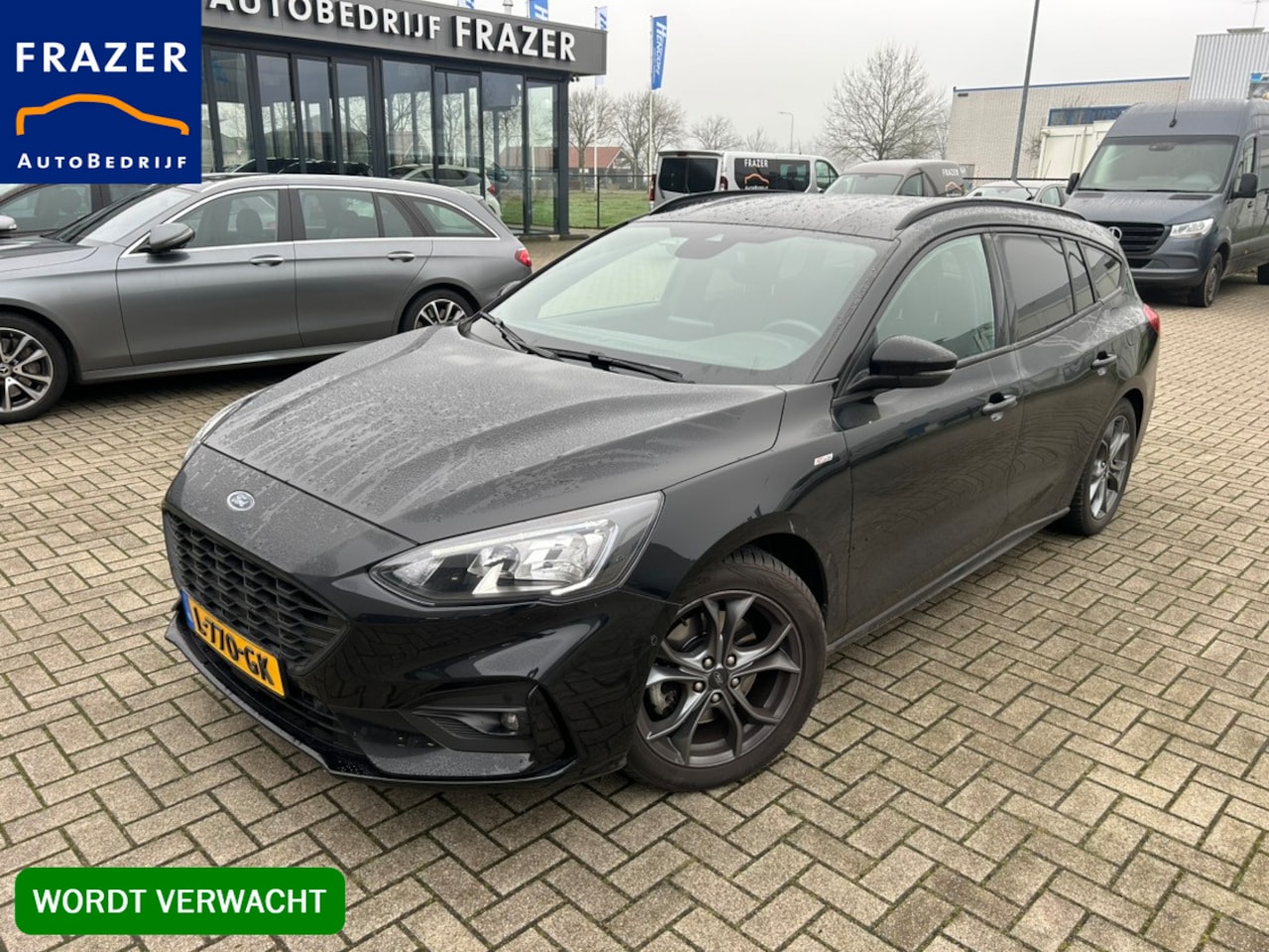 Ford Focus Wagon - 1.0 EcoBoost ST Line RIJKLAAR - AutoWereld.nl