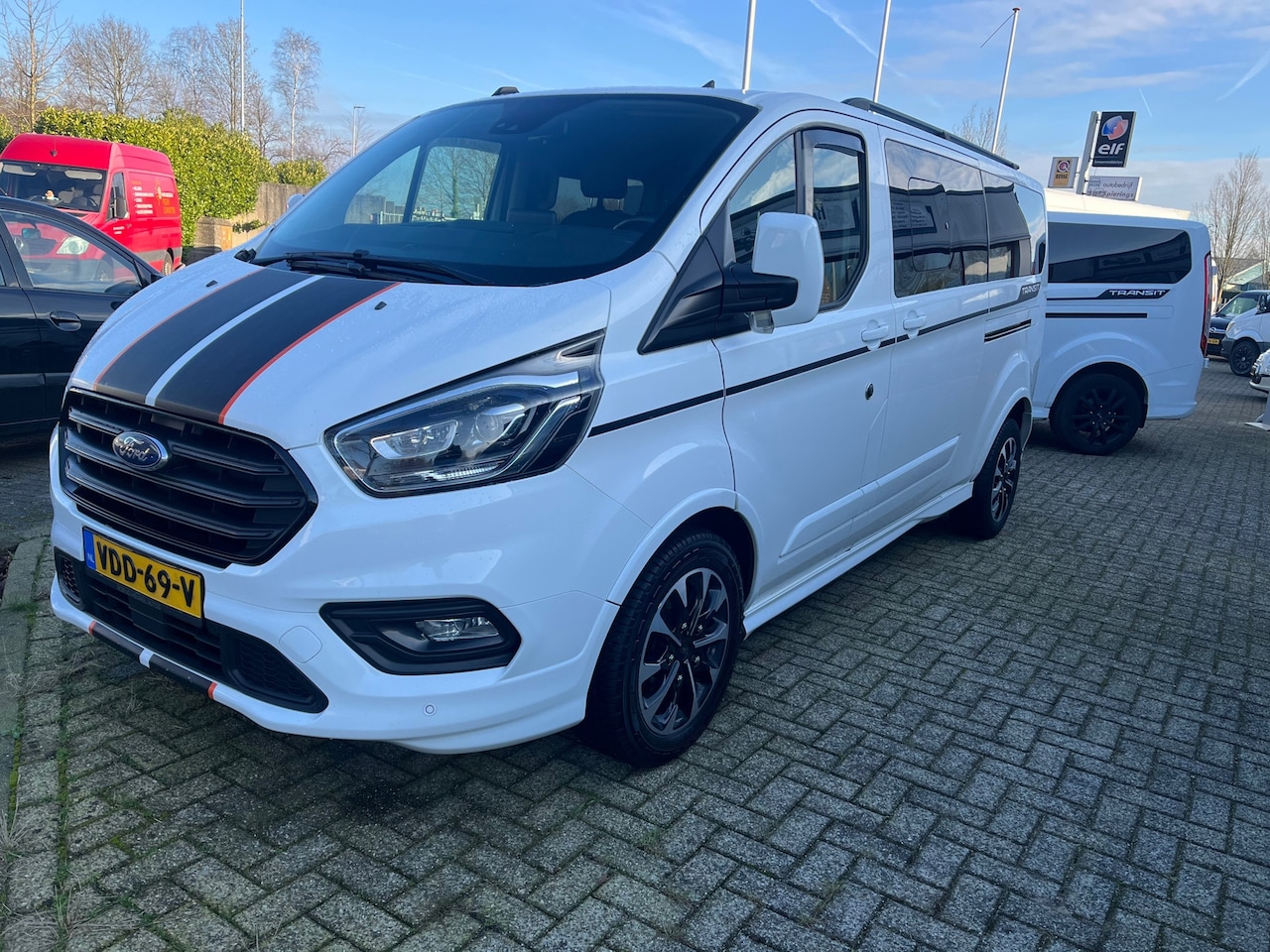 Ford Transit Custom - 320 185 PK SPORT L2 DUBBLE CABINE - AutoWereld.nl