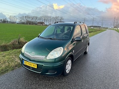 Toyota Yaris Verso - 1.5 VVT-i Terra ONDERHOUDSBOEKJE / AIRCO / NAP