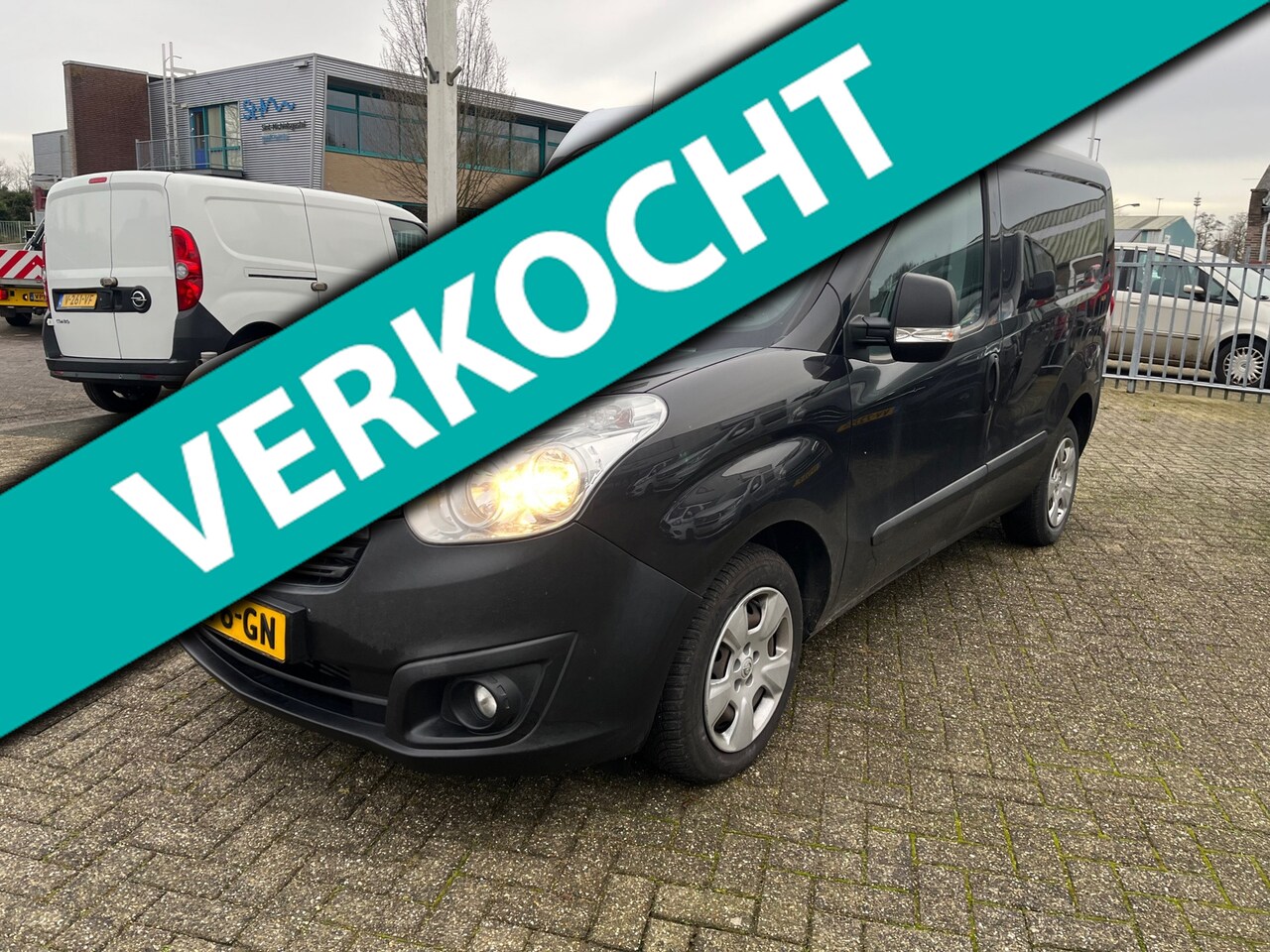 Opel Combo - 1.3 CDTi L1H1 Sport 1.3 CDTi L1H1 Sport - AutoWereld.nl