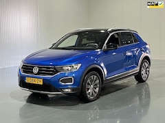 Volkswagen T-Roc - 1.5 TSI Sport 150Pk/NL.Auto/Virtual Cockpit/Two tone/Full Led/CarPlay/Camera/1Ste Eigenaar