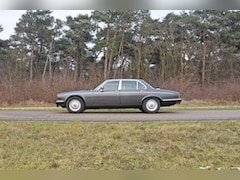 Daimler Double Six - 6.0 V12 Double Six 5.3 V12 – Dorchester Grey Metallic