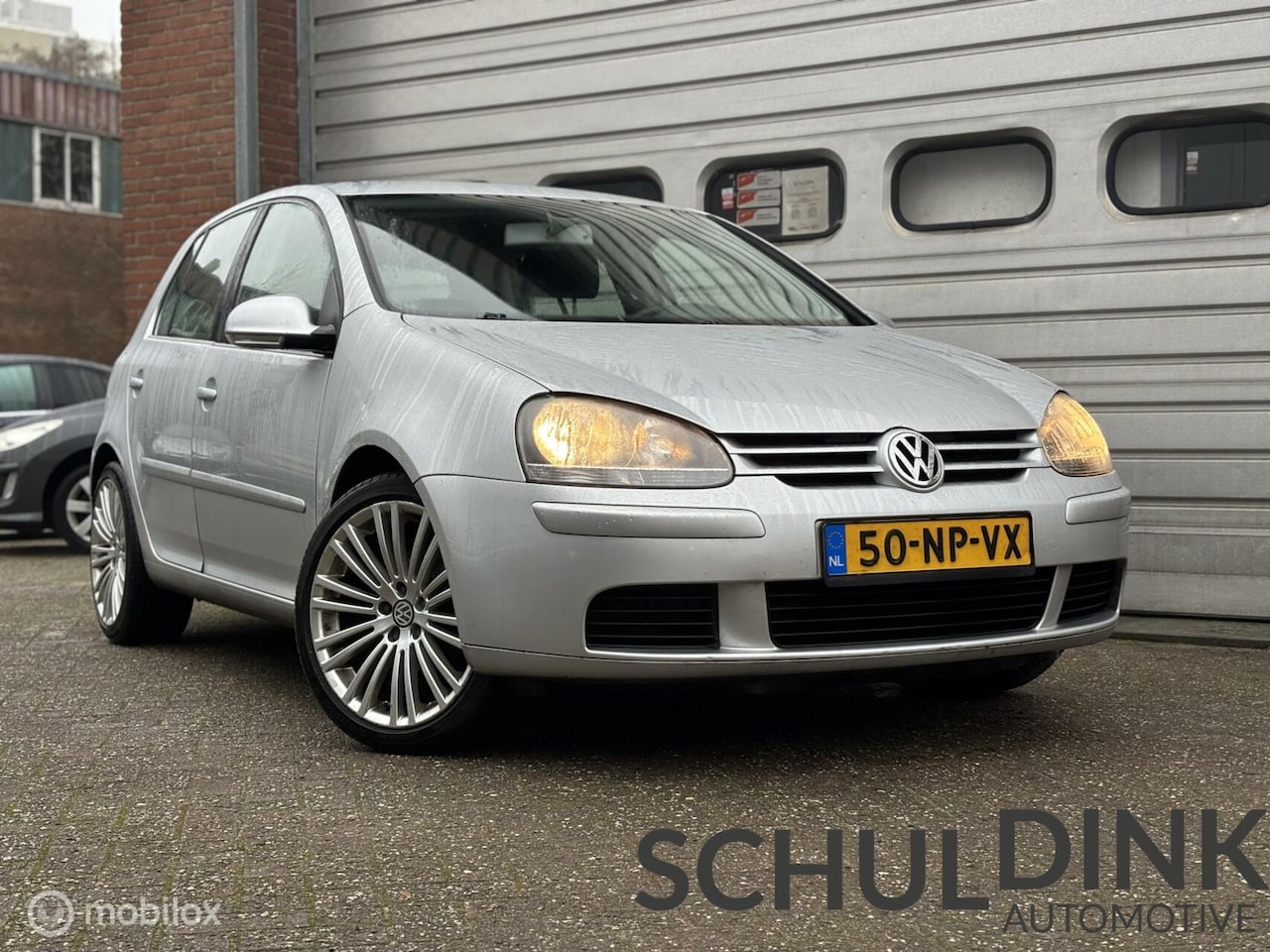 Volkswagen Golf - 1.6 FSI Comfortline CRUISE CONTROLE|AIRCO - AutoWereld.nl