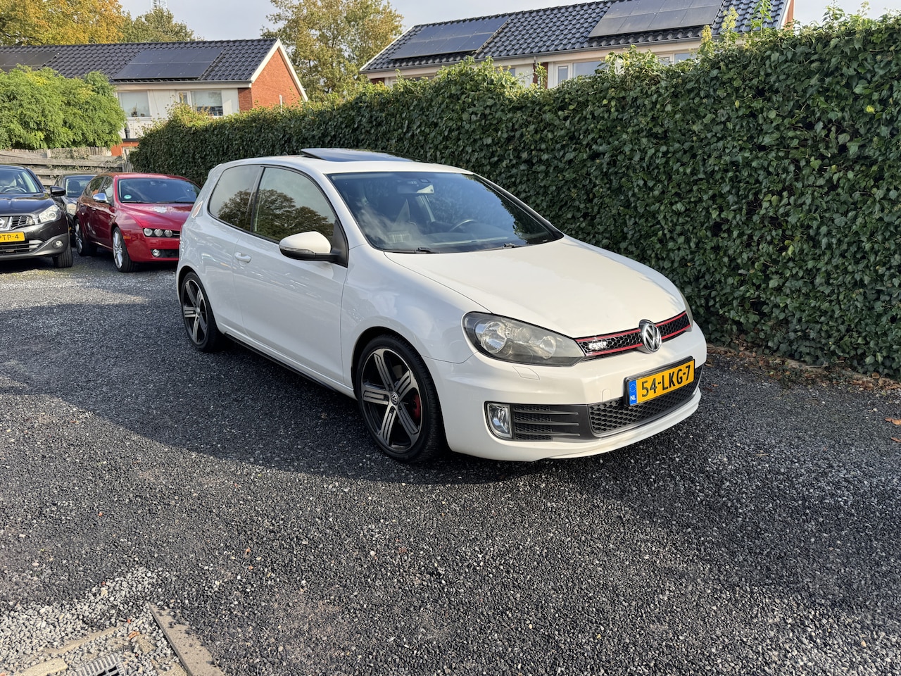 Volkswagen Golf - 2.0 GTI | Schuifdak | Navi | Autom. Airco | Cruise Control | LMV | Privacy Glass | APK tot - AutoWereld.nl