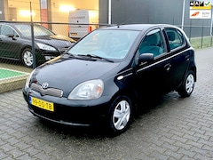 Toyota Yaris - 1.0-16V VVT-i Sol 5-deurs N.A.P