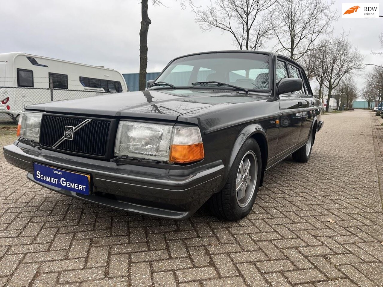 Volvo 240 - 2.3 GLT . 50.193 Miles, vrijwel nieuwstaat. Prijs op aanvraag. - AutoWereld.nl