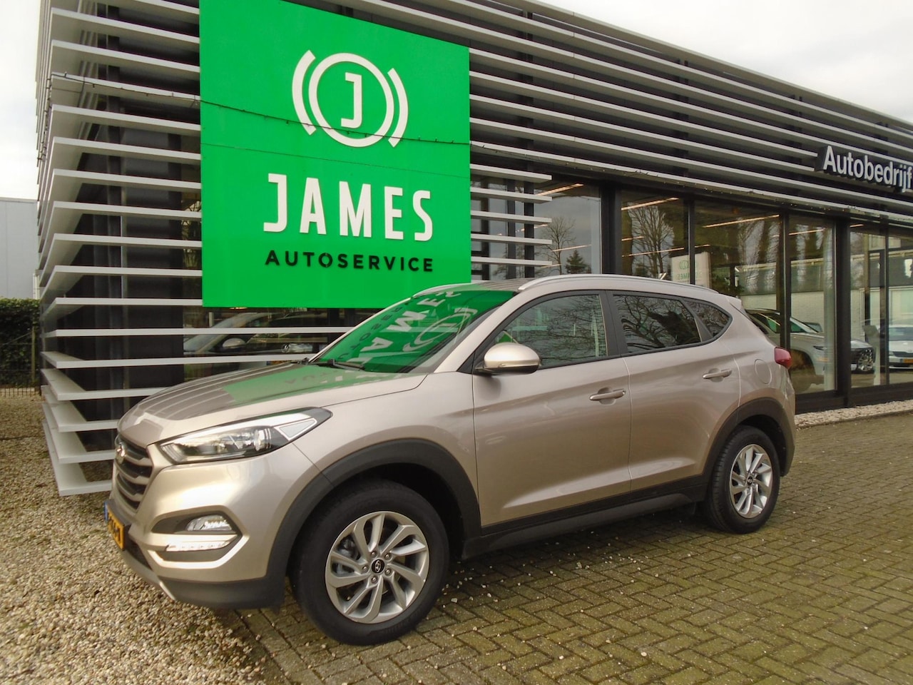 Hyundai Tucson - 1.6 GDi Comfort + Trekhaak - AutoWereld.nl