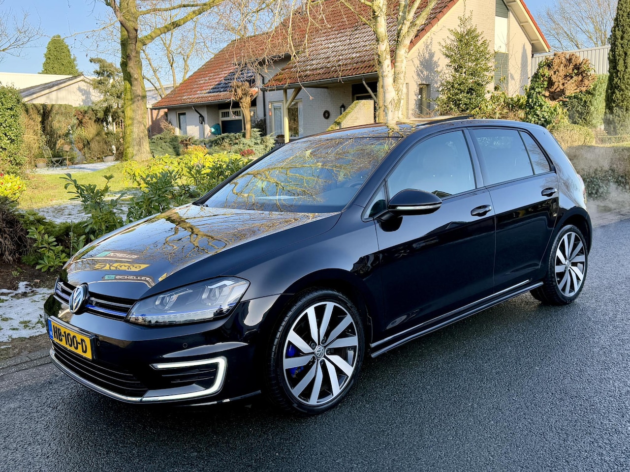 Volkswagen Golf - 1.4 TSI GTE 204PK DSG•Pano•Leder - AutoWereld.nl