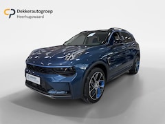 Lynk & Co 01 - 1.5 Hybride | Camera | Apple CarPlay | Android | Stoelverwarming | Panoramadak