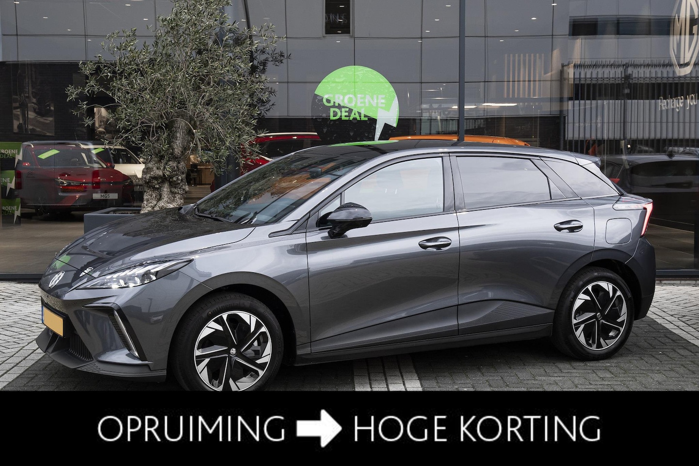 MG 4 - Luxury 64 kWh | Stoelverwarming | Stuurverwarming | 360 Camera | 435 km WLTP | 7 jaar gara - AutoWereld.nl