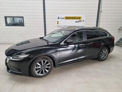 Mazda 6 Sportbreak - 2.0 SkyActiv-G 165 Business Navi | Ecc | 360 Camera| Pdc | Lmv| Bose | leer