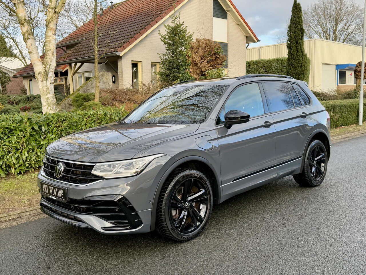 Volkswagen Tiguan - 1.4 TSI eHybrid 245PK DSG 3x R-Line Pano•Leder - AutoWereld.nl