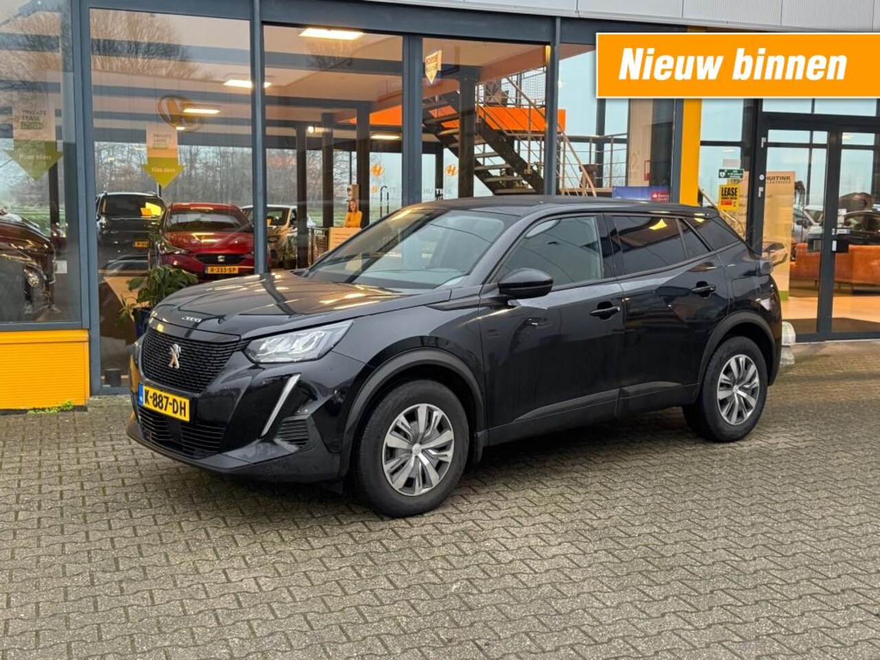 Peugeot 2008 - 1.2 100pk PureTech Active - navi - led - apple/android auto - AutoWereld.nl