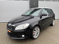 Skoda Fabia - 1.4 TSI RS / DSG-Automaat / Aircosysteem / Unieke km-stand 87600