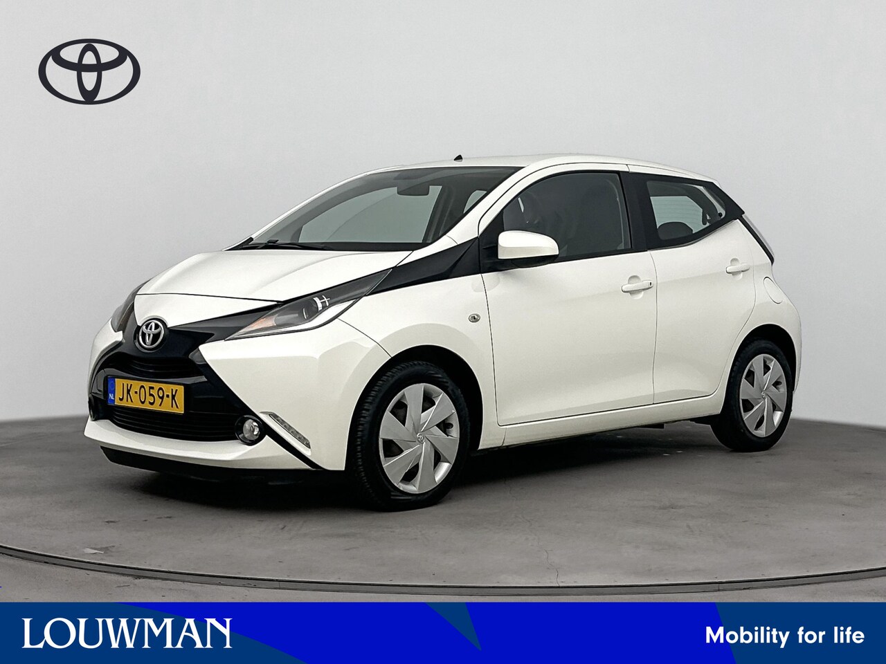 Toyota Aygo - 1.0 VVT-i x-play | Airco | Camera | Dirk t/m vrijdag - AutoWereld.nl