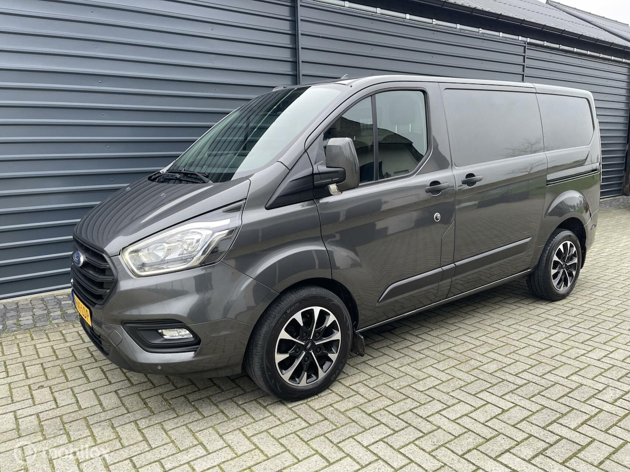 Ford Transit Custom - 300 2.0 TDCI L1H1 Trend 300 2.0 TDCI L1H1 Trend - AutoWereld.nl