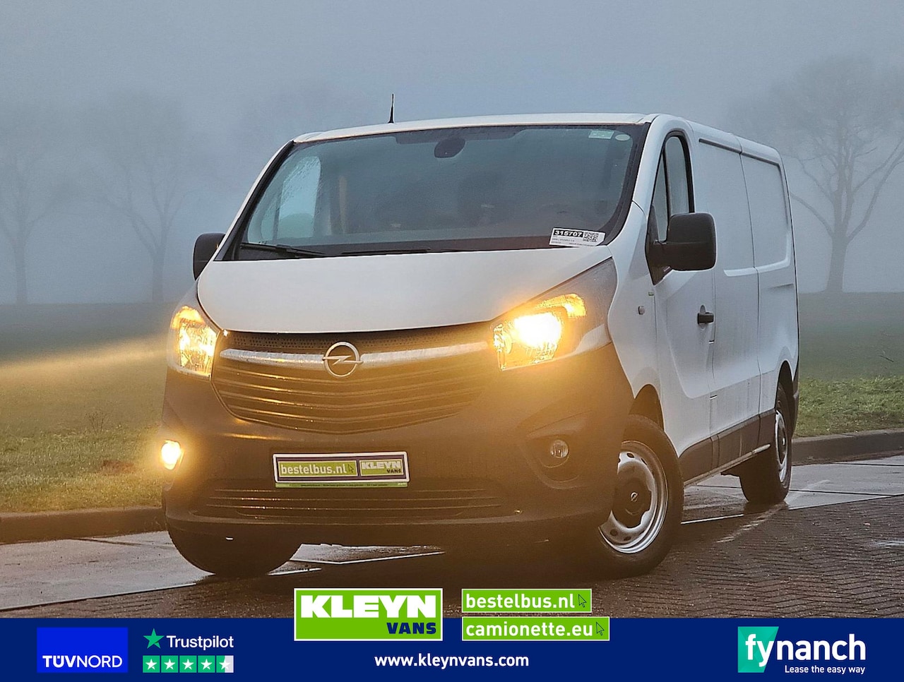 Opel Vivaro - 1.6 L2H1 Navi Euro6 AC! - AutoWereld.nl