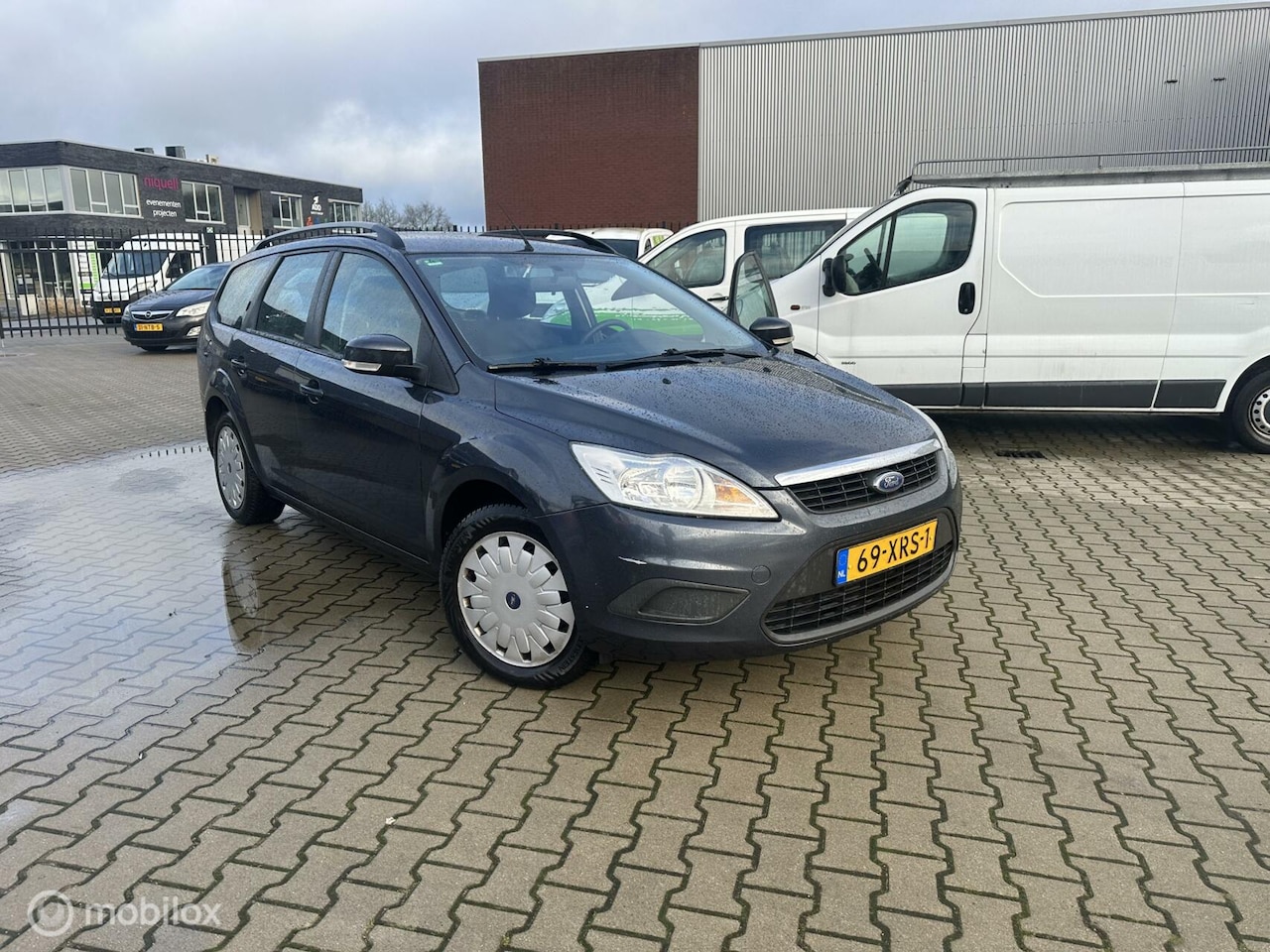 Ford Focus Wagon - 1.6 TDCi nieuwe apk nieuwe banden - AutoWereld.nl