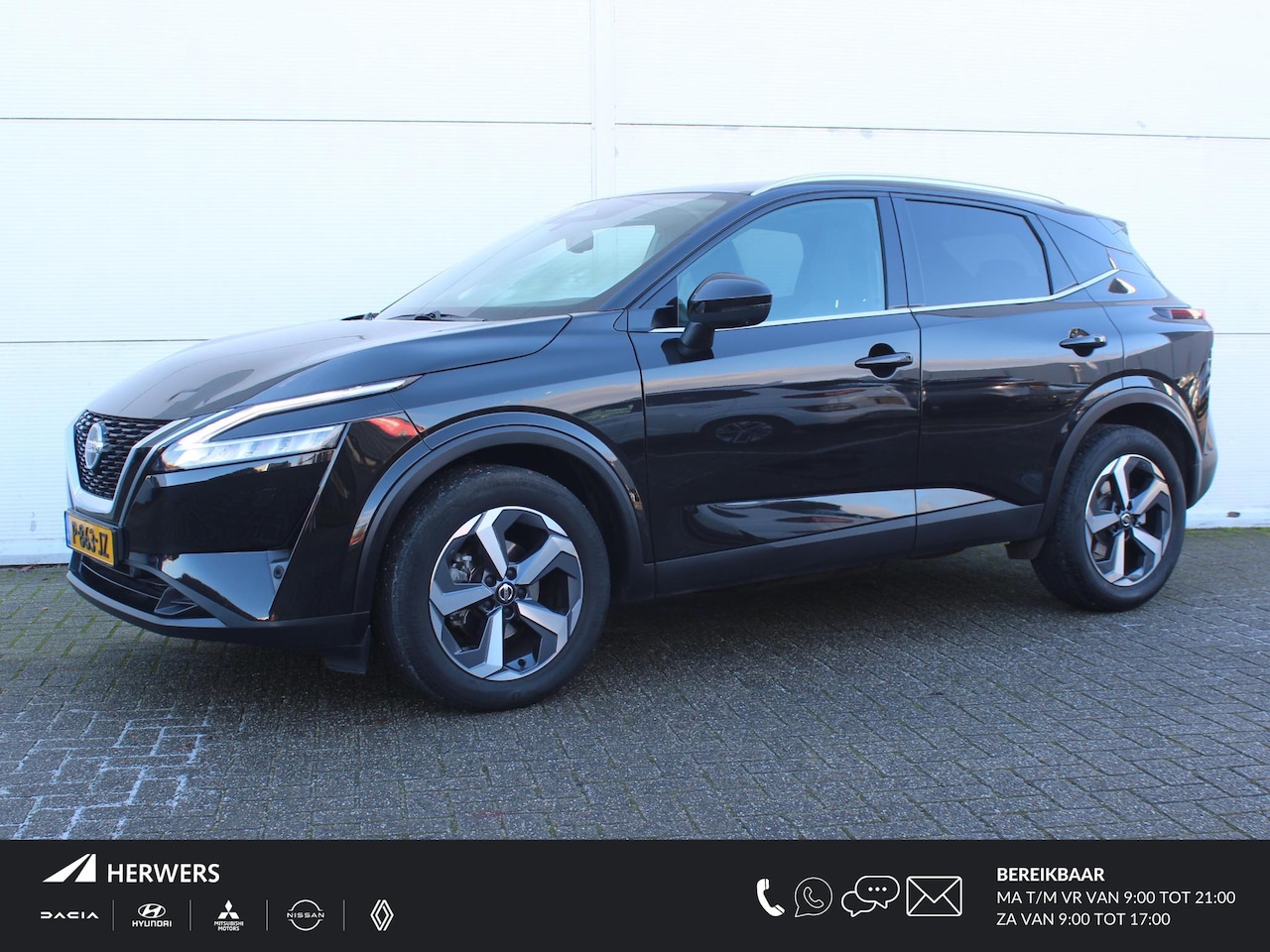 Nissan Qashqai - 1.3 MHEV Xtronic N-Connecta / Trekhaak (1800 KG) / Panoramadak / Stoel- + Stuurverwarming - AutoWereld.nl