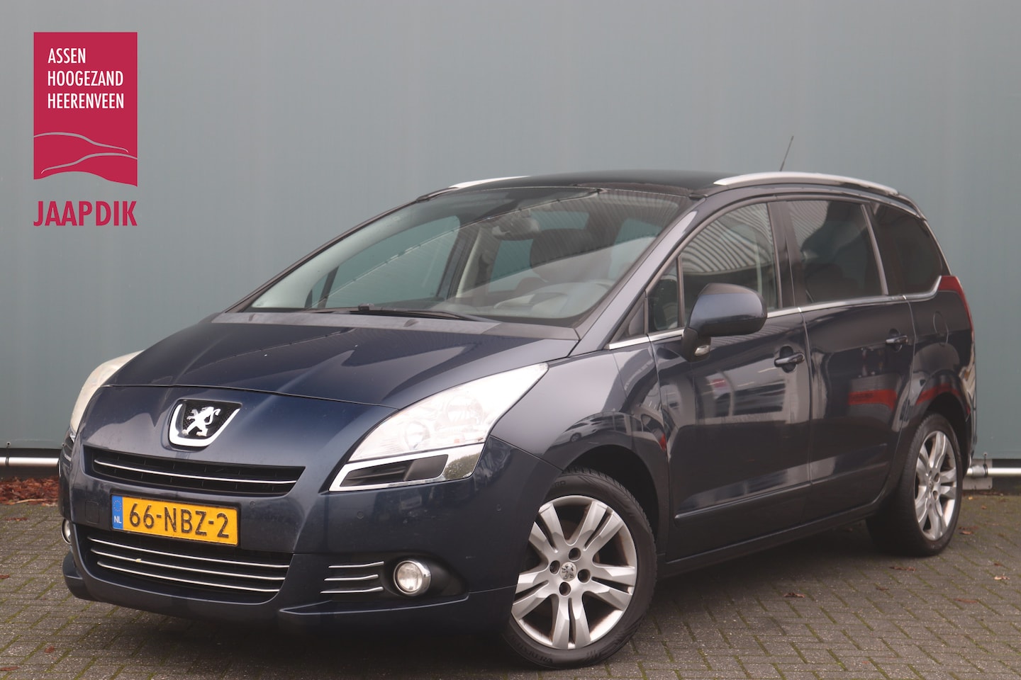 Peugeot 5008 - BWJ 2010 2.0 150 PK HDiF Blue Lease Executive 7p. TREKHAAK / 7 PERS / PANORAMADAK / HEAD U - AutoWereld.nl