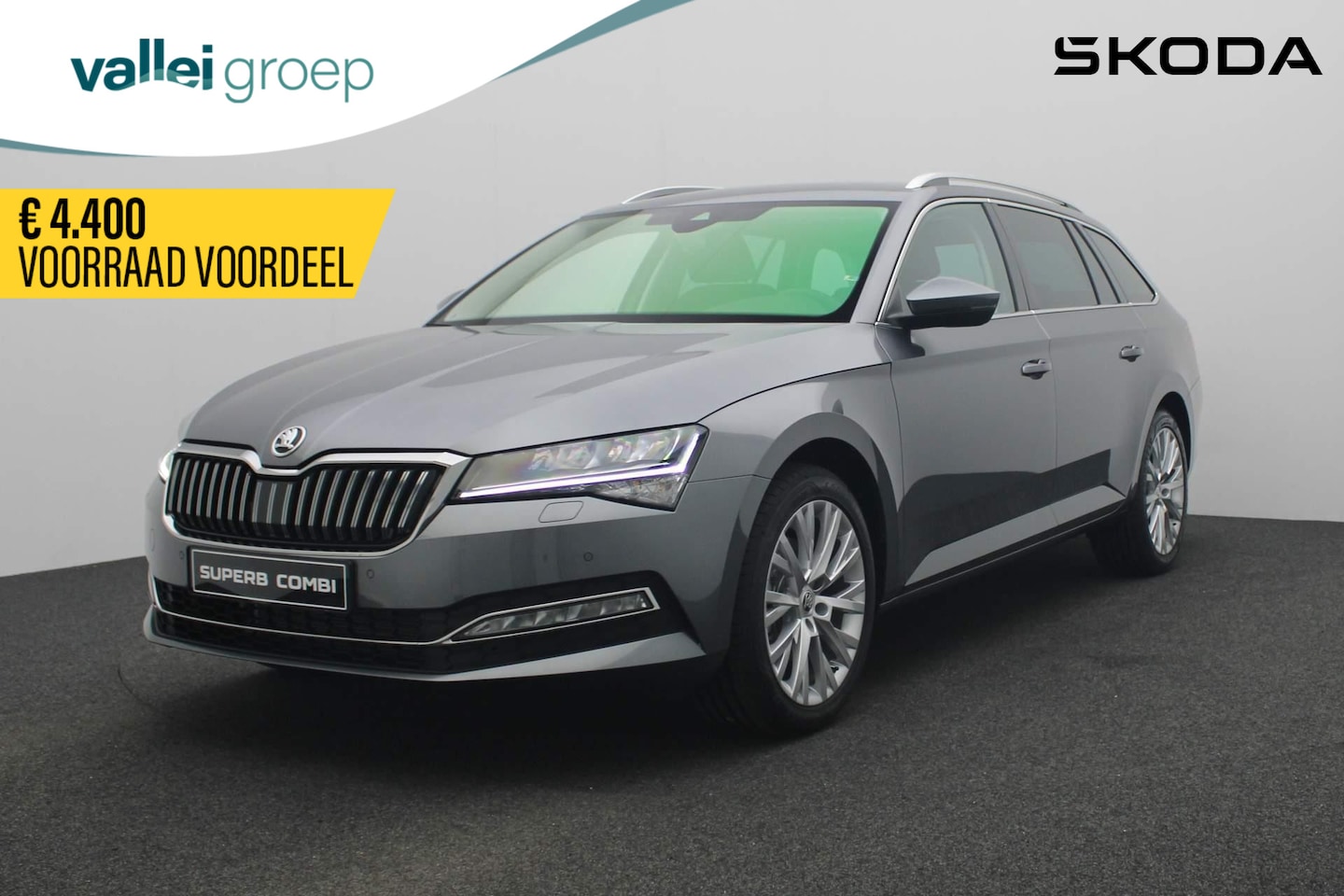 Skoda Superb Combi - 1.5 TSI 150PK DSG ACT Business Edition Plus | LED | Camera | Stoelverwarming | Keyless | 1 - AutoWereld.nl