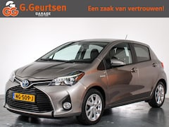 Toyota Yaris - 1.5 Hybrid Aspiration Navigatie, Camera, LED, 15" Inch LMV, Cruise Control, Bluetooth