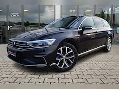 Volkswagen Passat Variant - 1.4 TSI PHEV GTE Business | Dealer Onderhouden | Virtual Cockpit | Trekhaak |