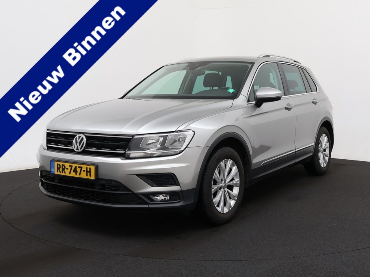 Volkswagen Tiguan - 1.4 TSI Comfortline Business 126pk Bj 2018 Trekhaak,Navi,18inch,Clima Dealer onderhouden N - AutoWereld.nl