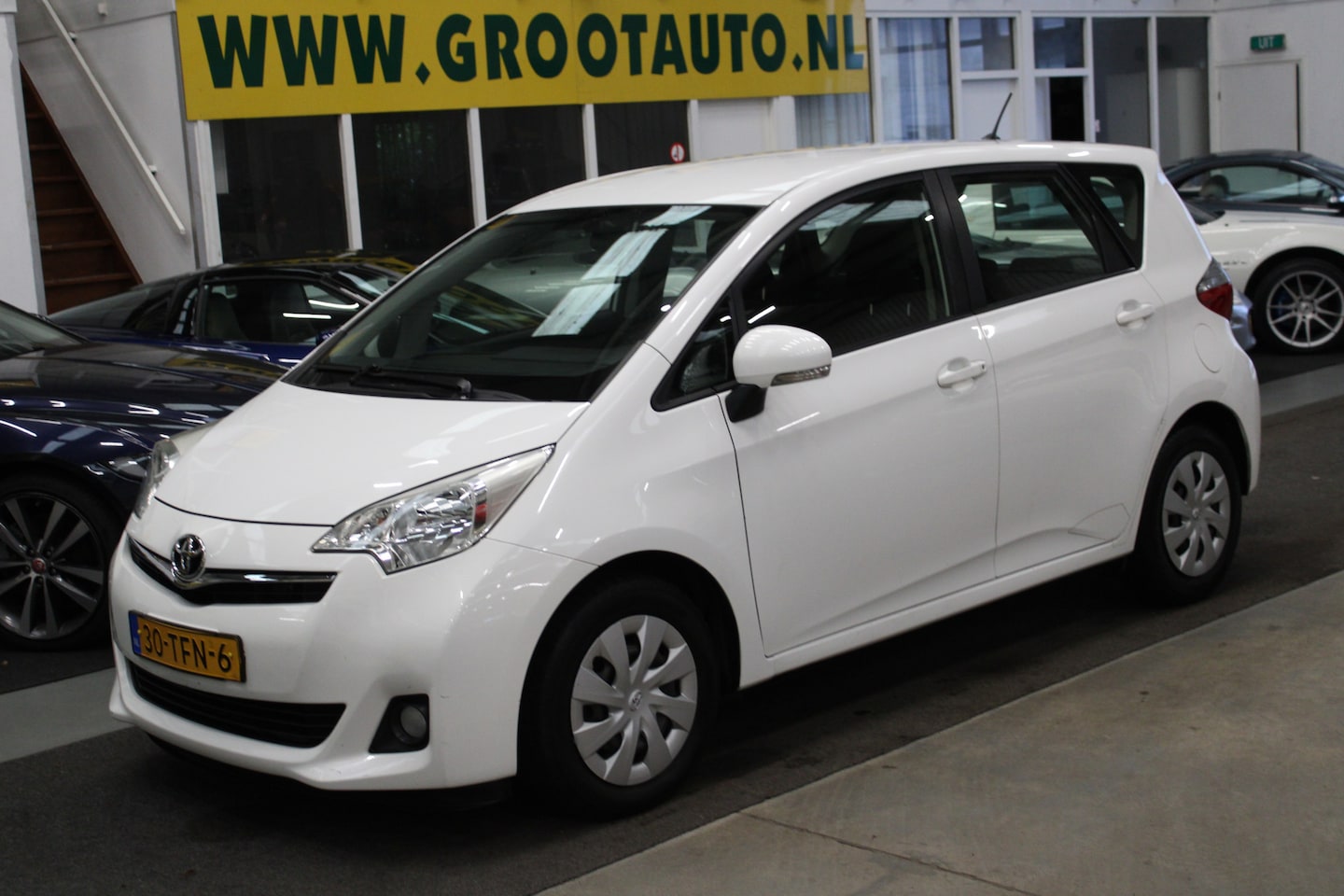 Toyota Verso S - 1.3 VVT-i Aspiration Automaat NAP, Airco, Cruise control, Trekhaak - AutoWereld.nl