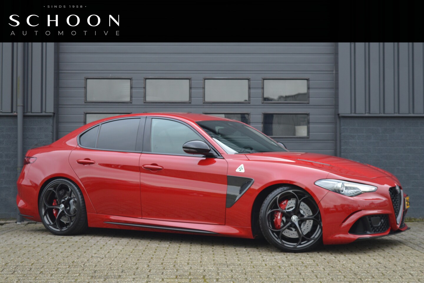 Alfa Romeo Giulia - 2.9 V6 Quadrifoglio | DEALERONDERHOUDEN | CARBON SPORTSTOELEN | - AutoWereld.nl