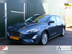 Ford Focus Wagon - 1.0 EcoBoost Titanium Business, NAVIGATIE, PANORAMADAK, TREKHAAK, WINTERPAKKET