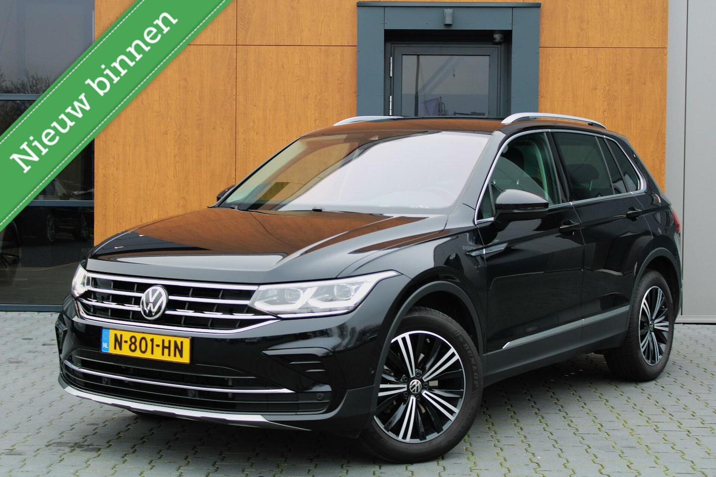 Volkswagen Tiguan - 1.5TSI DSG | LED | Virtual | Stoel/stuurverwarming - AutoWereld.nl