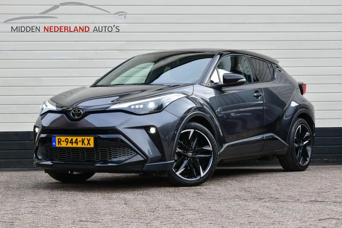 Toyota C-HR - 2.0 Hybrid GR-Sport * CAMERA * GLAS COATING * KEYLESS * - AutoWereld.nl