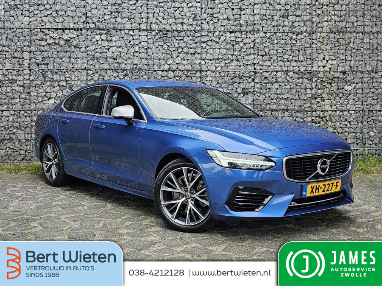 Volvo S90 - 2.0 T8 AWD R-Design | Geen import | Trekhaak | Compleet - AutoWereld.nl