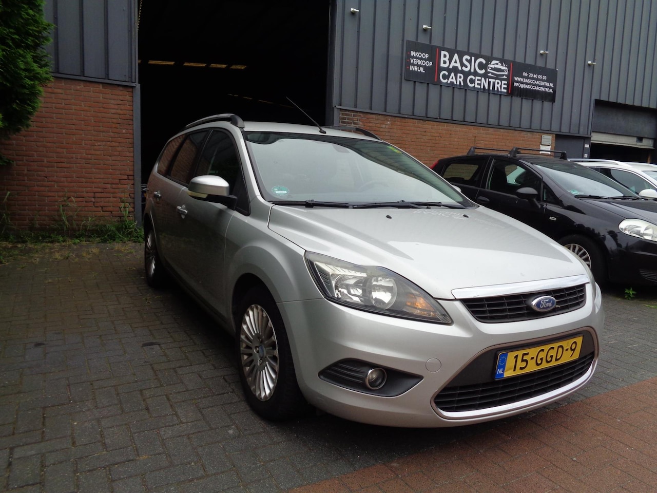 Ford Focus Wagon - 1.6 Titanium 1.6 Titanium,Navi,Clima,PDC - AutoWereld.nl