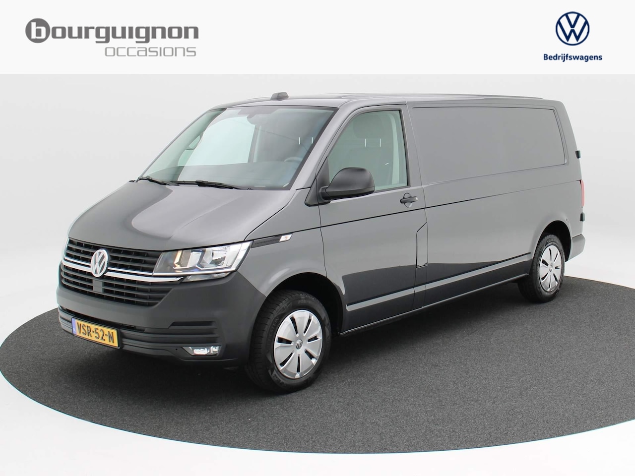 Volkswagen Transporter - 2.0 TD1 110 Pk L2H1 Comfortline | Airco | Trekhaak | Parkeersensoren | App Connect - AutoWereld.nl