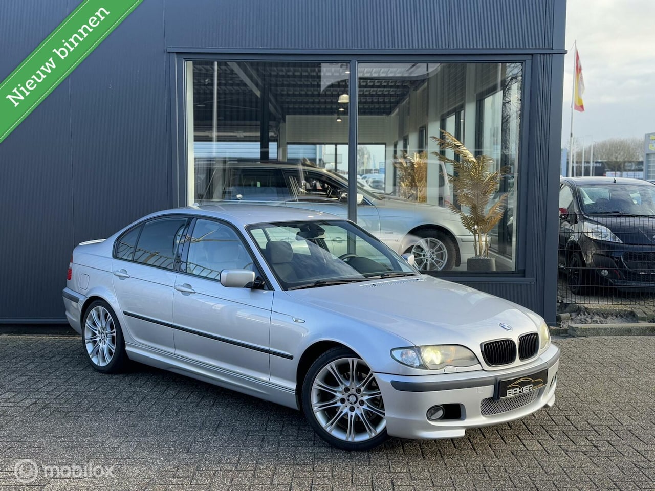 BMW 3-serie - 325i Executive / M-Pakket / Xenon / Youngtimer / - AutoWereld.nl