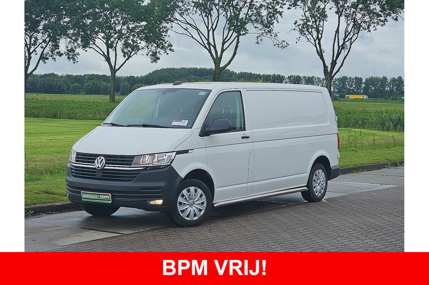 Volkswagen Transporter - 2.0 TDI L2H1 Comfortline airco, pdc, trekhaak, 78 dkm. - AutoWereld.nl