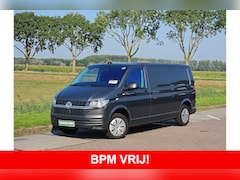 Volkswagen Transporter - 2.0 TDI L2H1 28 Economy Business T6.1 NAP CarPlay Deuren Pdc Euro6