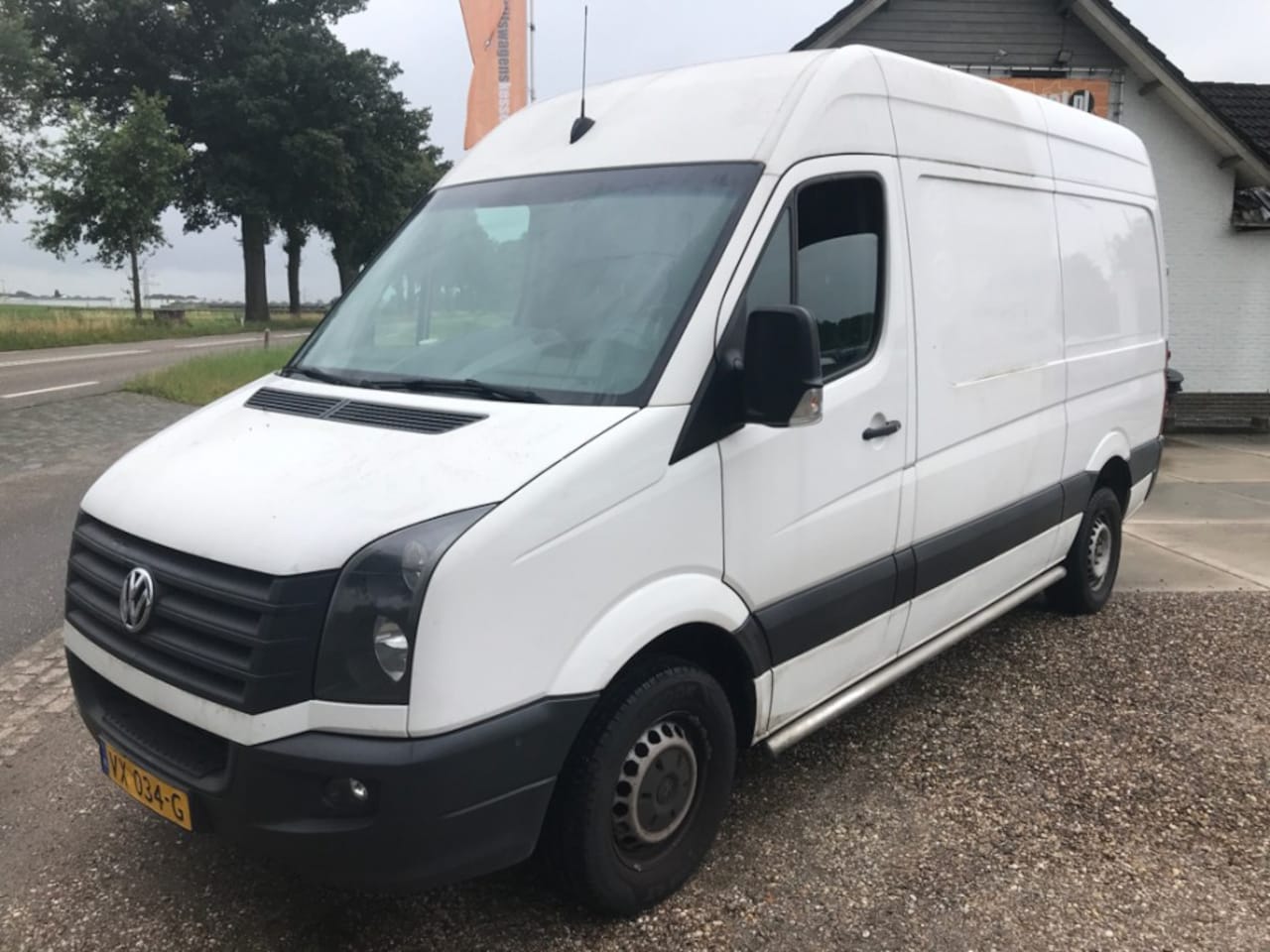 Volkswagen Crafter - 35 2.0 TDI 100 kW Euro 5 L2H2 Lang Hoog Airco Cruise Trekhaak - AutoWereld.nl