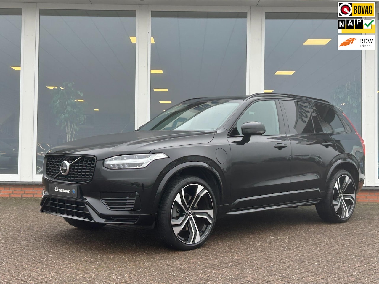 Volvo XC90 - 2.0 T8 Recharge AWD R-Design Expression - Leder - Panorama - 22 inch. - Full Options - AutoWereld.nl