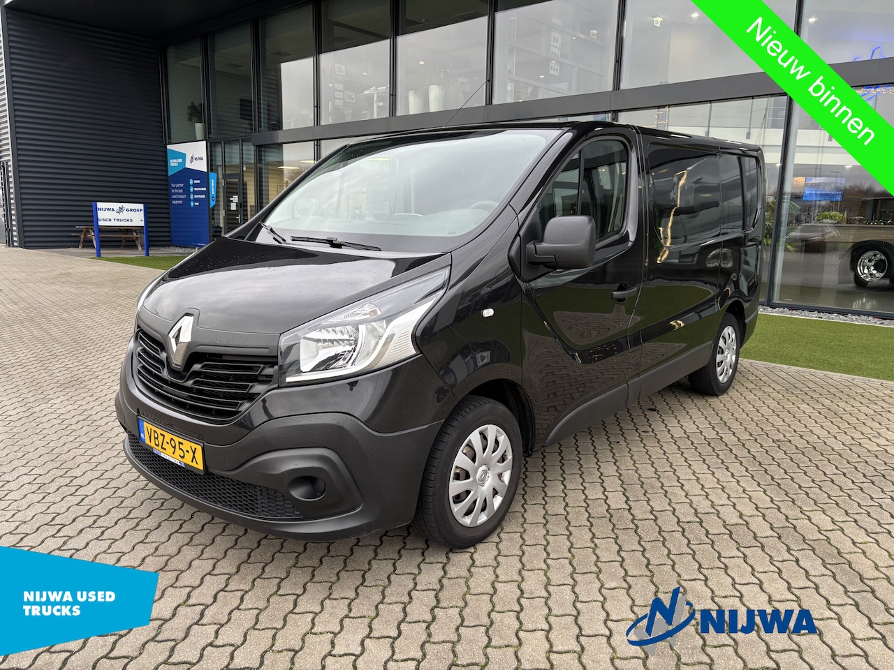 Renault Trafic - L2H1 Navigatie + Trekhaak - AutoWereld.nl