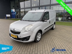 Opel Combo - Navigatie + Cruise control