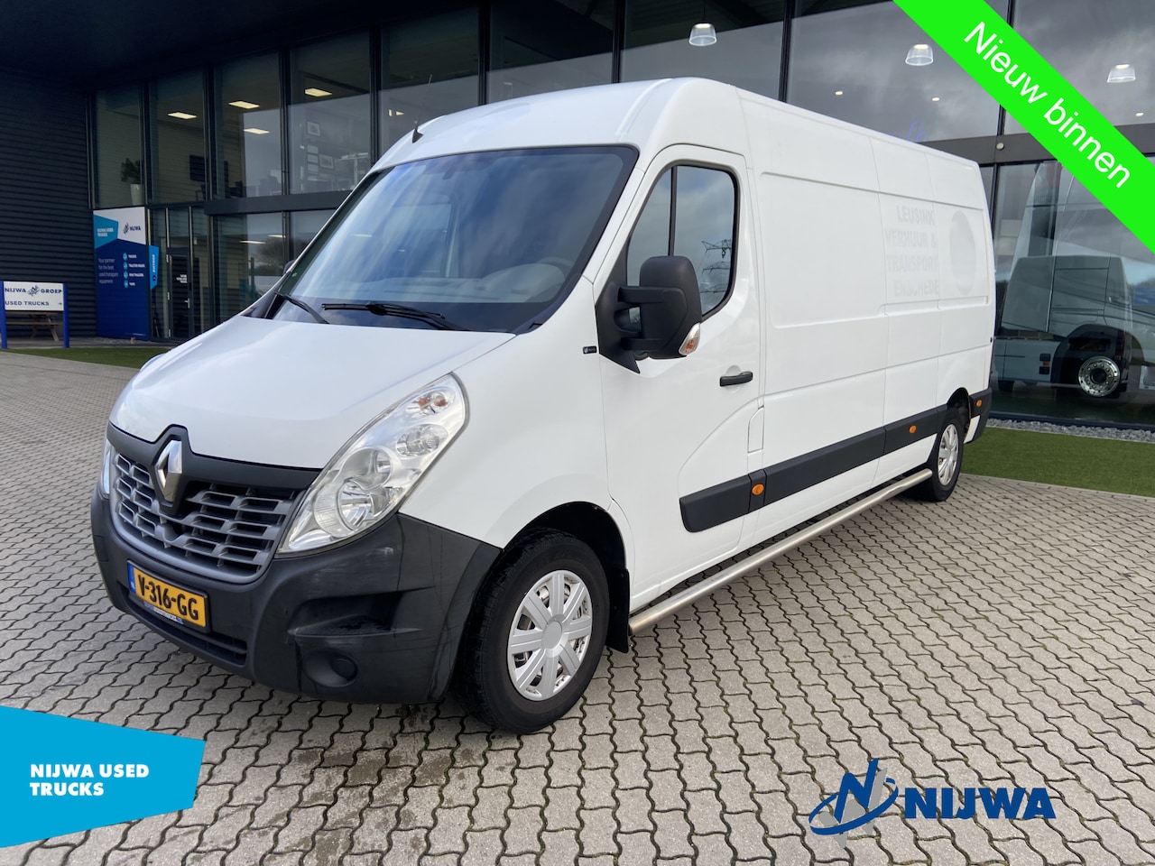 Renault Master - 130 L3H2 Navigatie + Trekhaak - AutoWereld.nl