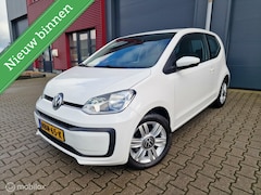 Volkswagen Up! - 1.0 move up / 15 inch LM / Airco / facelift