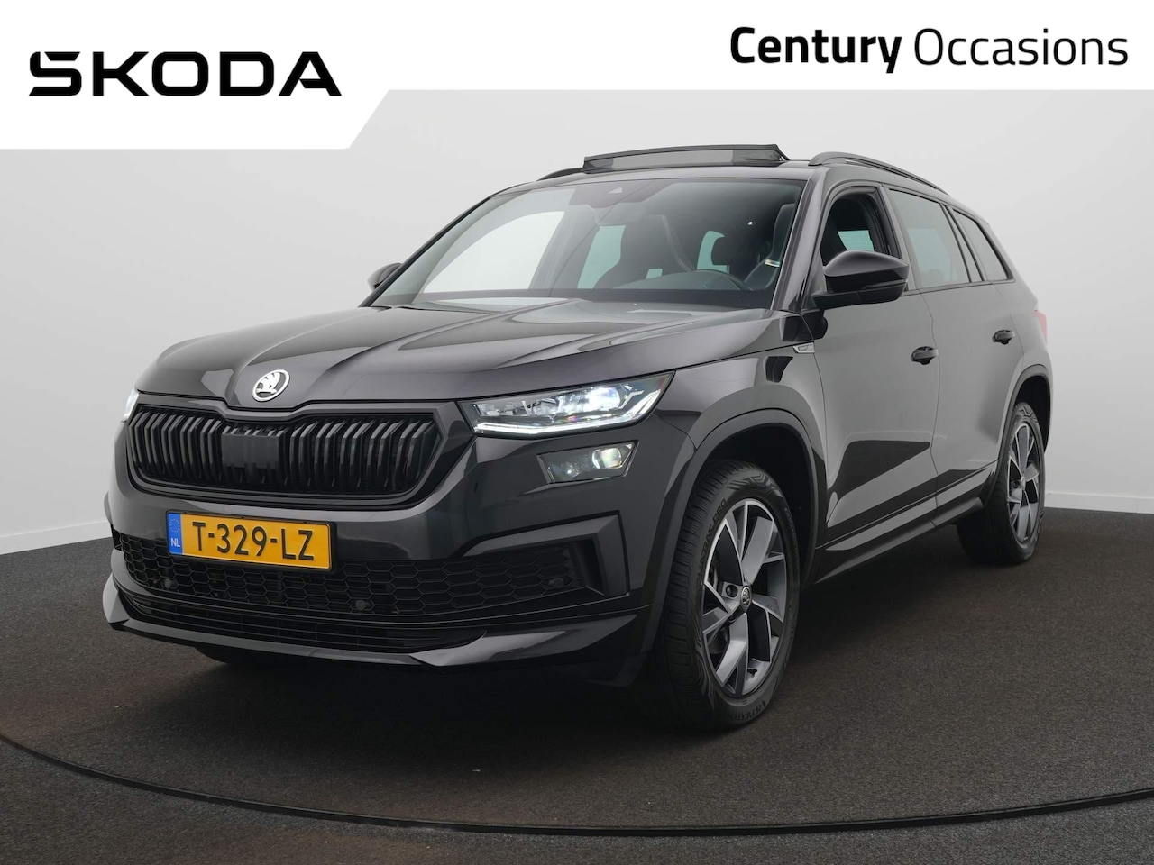 Skoda Kodiaq - 1.5 TSI Sportline Business 7p. DSG / Panodak / Elek. Trekhaak / Adap. Cruise / Elek. Stoel - AutoWereld.nl