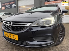 Opel Astra - 1.0 Turbo 120 Jaar Edition van 2de Eigenaar in 5 drs met airco en navigatie en bluetooth t