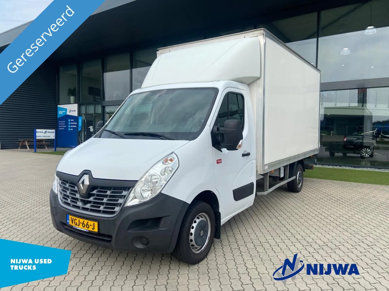 Renault Master - T35 170 Laadklep + Airco - AutoWereld.nl