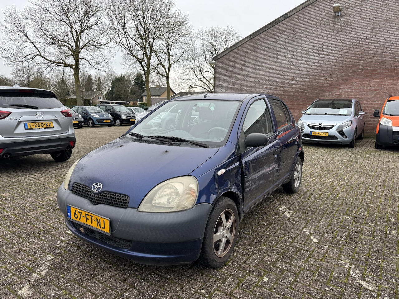 Toyota Yaris - 1.0-16V VVT-i Terra 1.0-16V VVT-i Terra - AutoWereld.nl